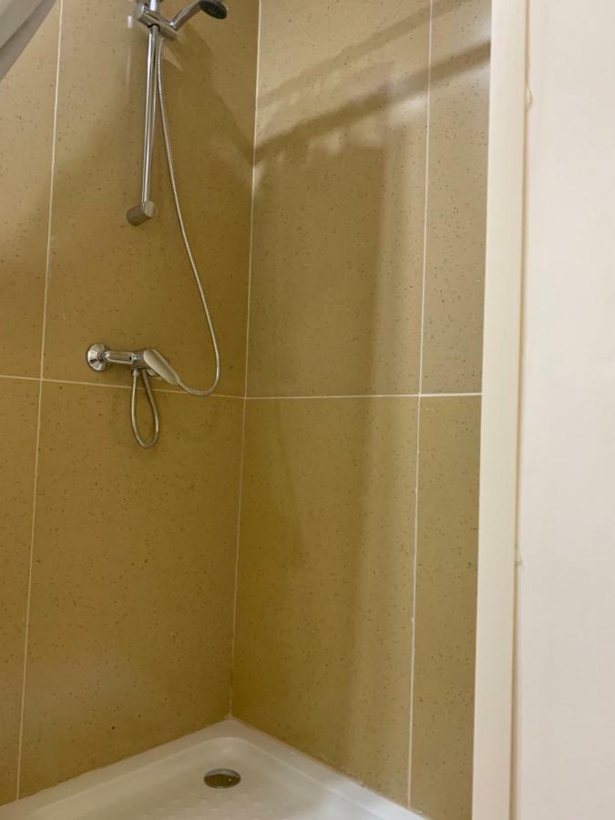 Mar A Vista Guest House 포보아데바짐 객실 사진